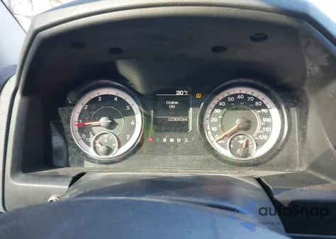 2017 Ram 1500 Tradesman 4X4 6'4 Box z USA, uszkodzony, nr VIN 1C6RR7FGXHS738261